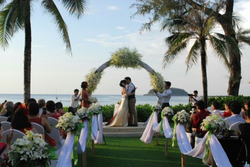 We missed this wedding in Phuket